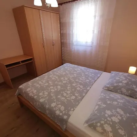 Apartman Ferienwohnung Fur 5 Personen Ca 70 Qm In Crikvenica, Kvarner Bucht Und Umgebung