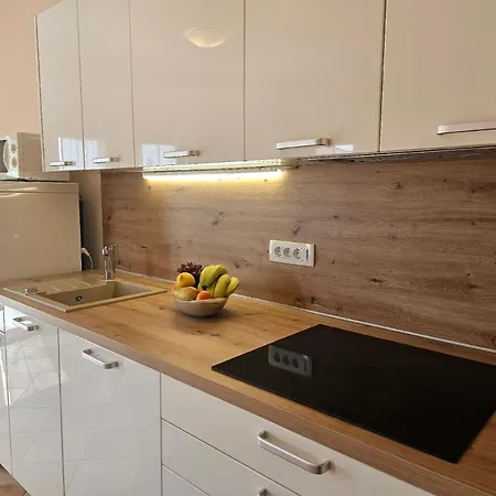 Apartment Ferienwohnung Fur 5 Personen Ca 70 Qm In Crikvenica, Kvarner Bucht Und Umgebung Crikvenica