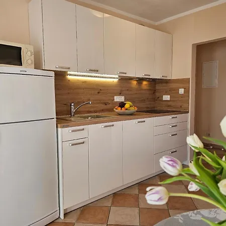 Apartment Ferienwohnung Fur 5 Personen Ca 70 Qm In Crikvenica, Kvarner Bucht Und Umgebung Crikvenica